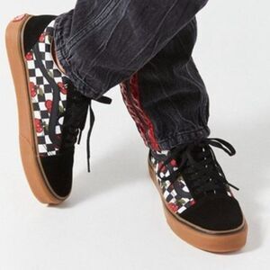Vans Old Skool Cherry Checker Women’s Sz 8 Men’s Sz 6.5 Suede Gum Rubber Sole